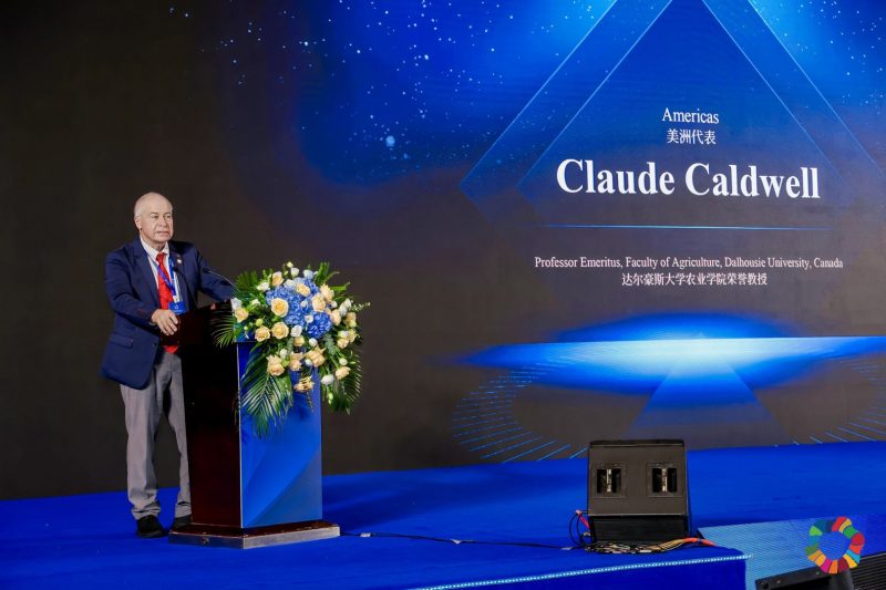 Claude Caldwell, Professor Emeritus, Faculty of Agriculture, Dalhousie University, Canada, delivered a keynote speech.